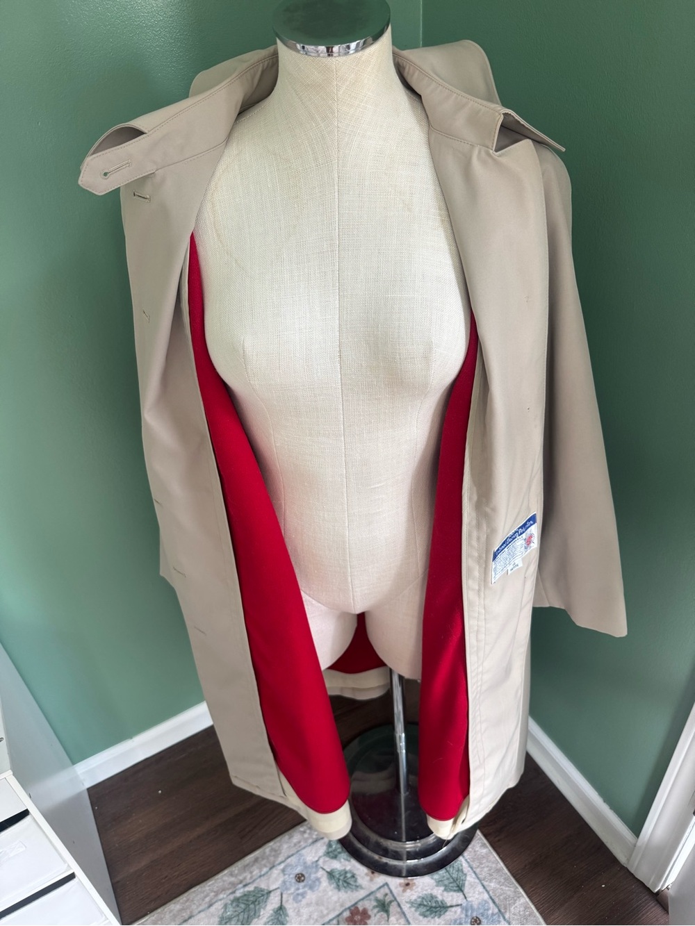 Women’s Vintage Beige Trench Coat with Red Lining